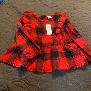 Girls long sleeve blouse.